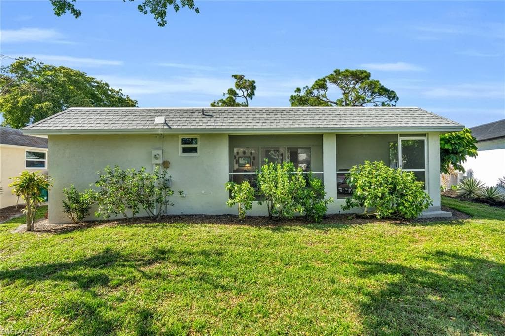 260 Georgetown Blvd 46, Naples, FL 34112-19