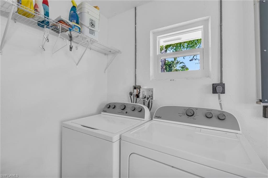 260 Georgetown Blvd 46, Naples, FL 34112-21