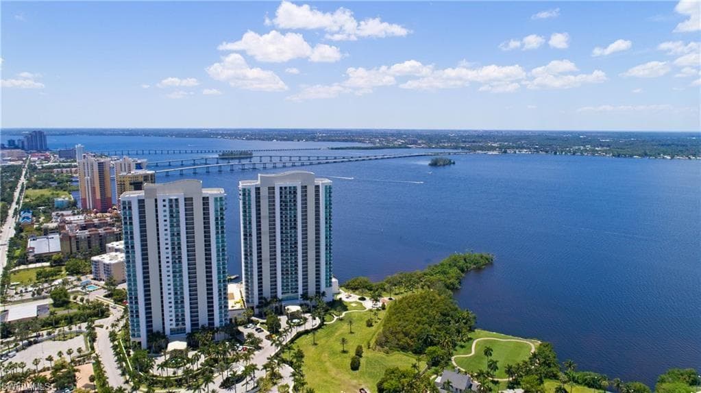 3000 Oasis Grand Blvd 3005, Fort Myers, FL 33916-16