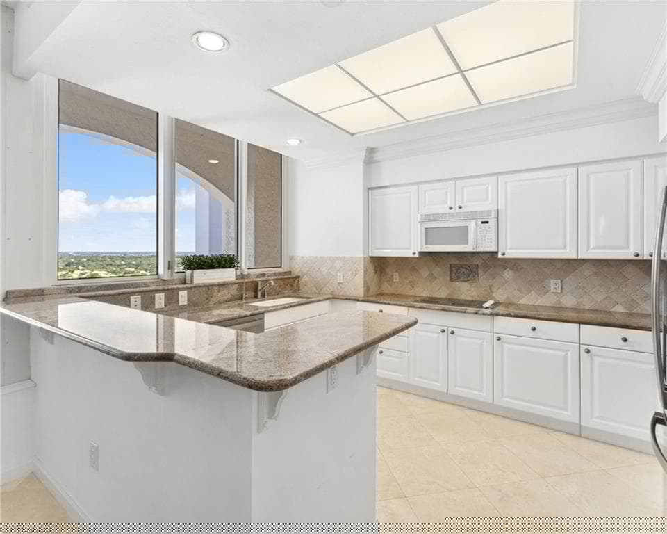 7117 Pelican Bay Blvd 1903, Naples, FL 34108-27