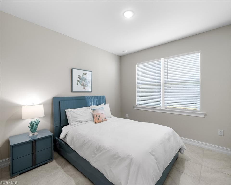 14547 Kelson Cir, Naples, FL 34114-29