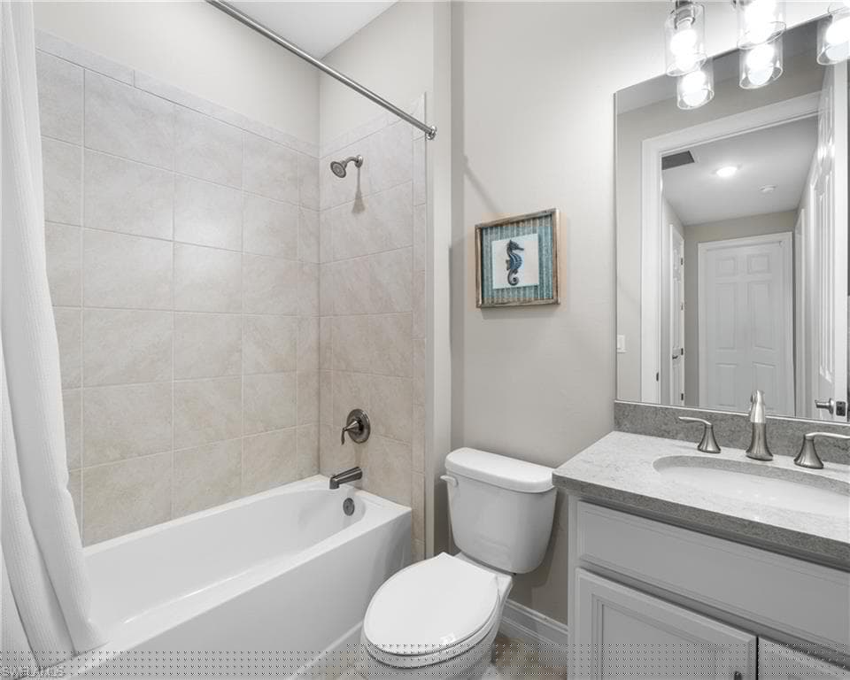 14547 Kelson Cir, Naples, FL 34114-32