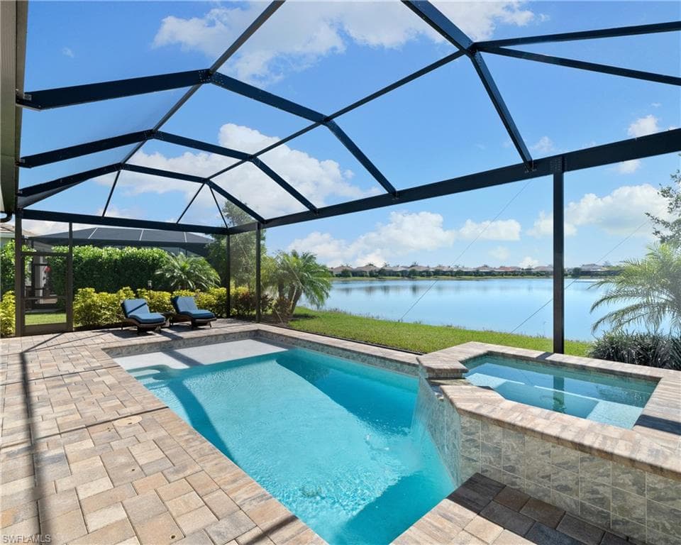 14547 Kelson Cir, Naples, FL 34114-34