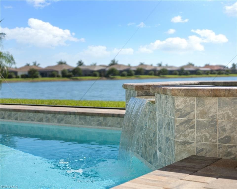 14547 Kelson Cir, Naples, FL 34114-35