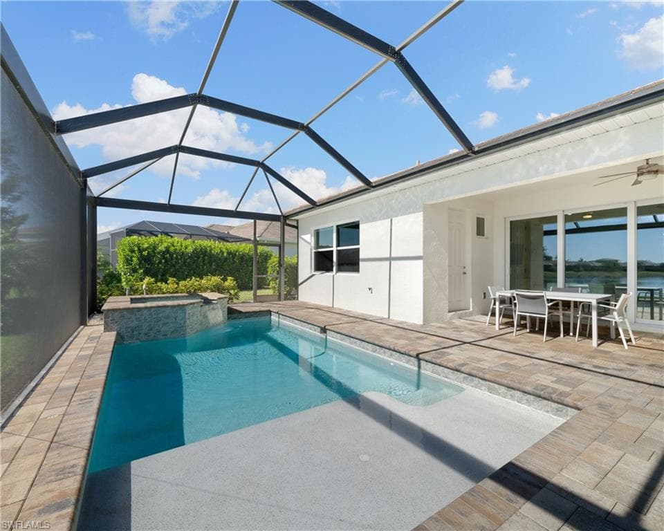 14547 Kelson Cir, Naples, FL 34114-37