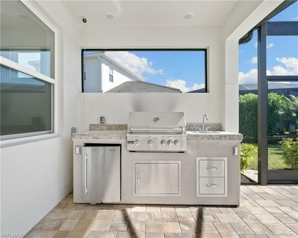 14547 Kelson Cir, Naples, FL 34114-38