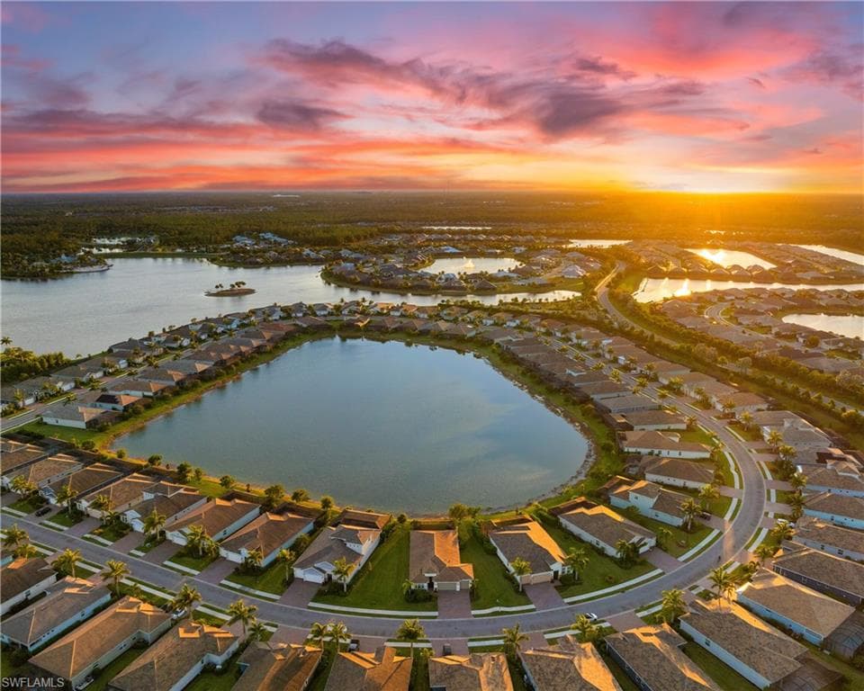 14547 Kelson Cir, Naples, FL 34114-43