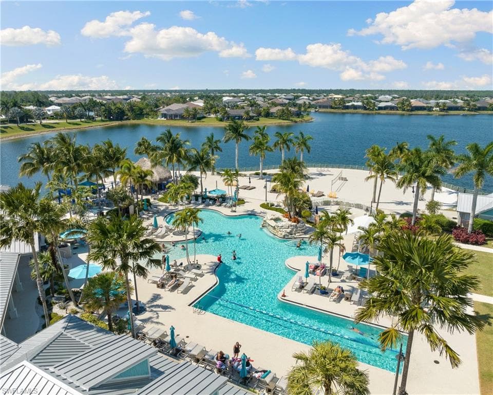 14547 Kelson Cir, Naples, FL 34114-45