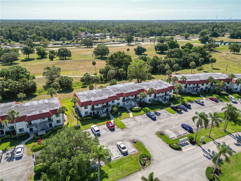 4306 27th Ct SW 201, Naples, FL 34116-11