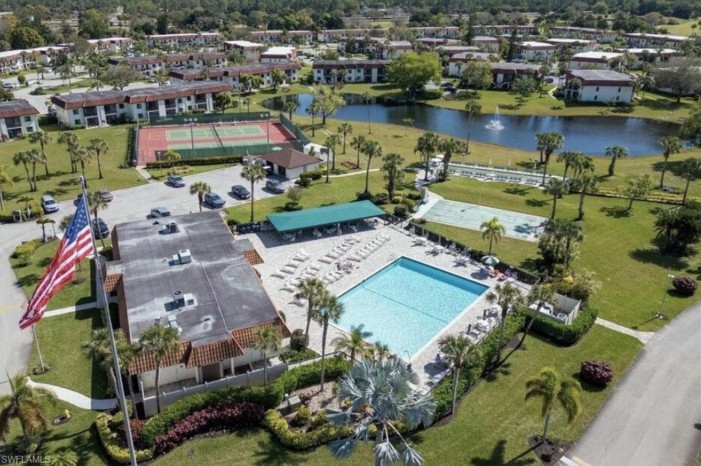 4306 27th Ct SW 201, Naples, FL 34116-13