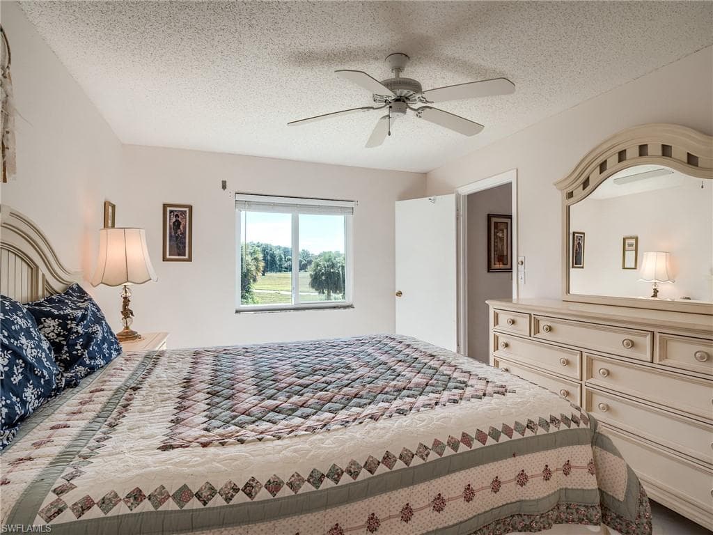 4306 27th Ct SW 201, Naples, FL 34116-22