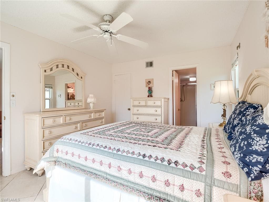 4306 27th Ct SW 201, Naples, FL 34116-24