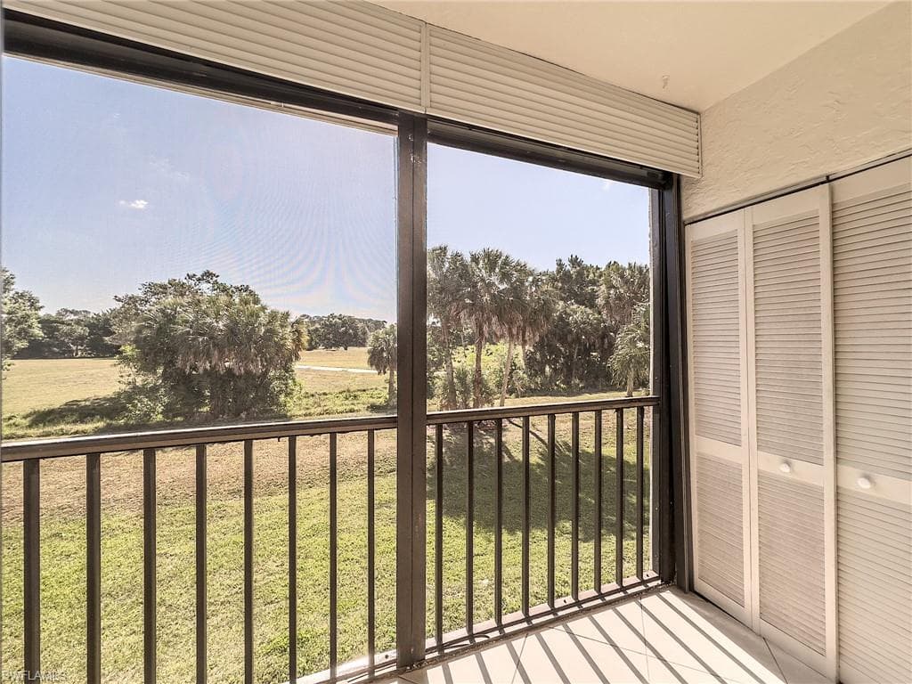 4306 27th Ct SW 201, Naples, FL 34116-27