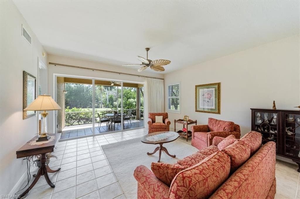 4700 Yacht Harbor Dr 613, Naples, FL 34112-9