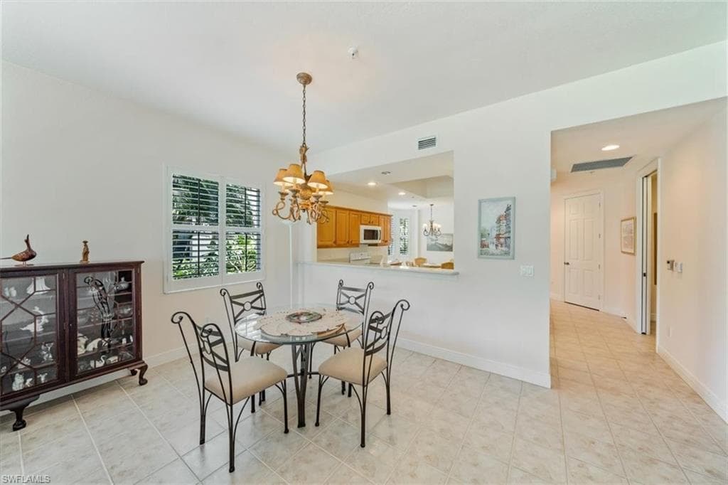 4700 Yacht Harbor Dr 613, Naples, FL 34112-11