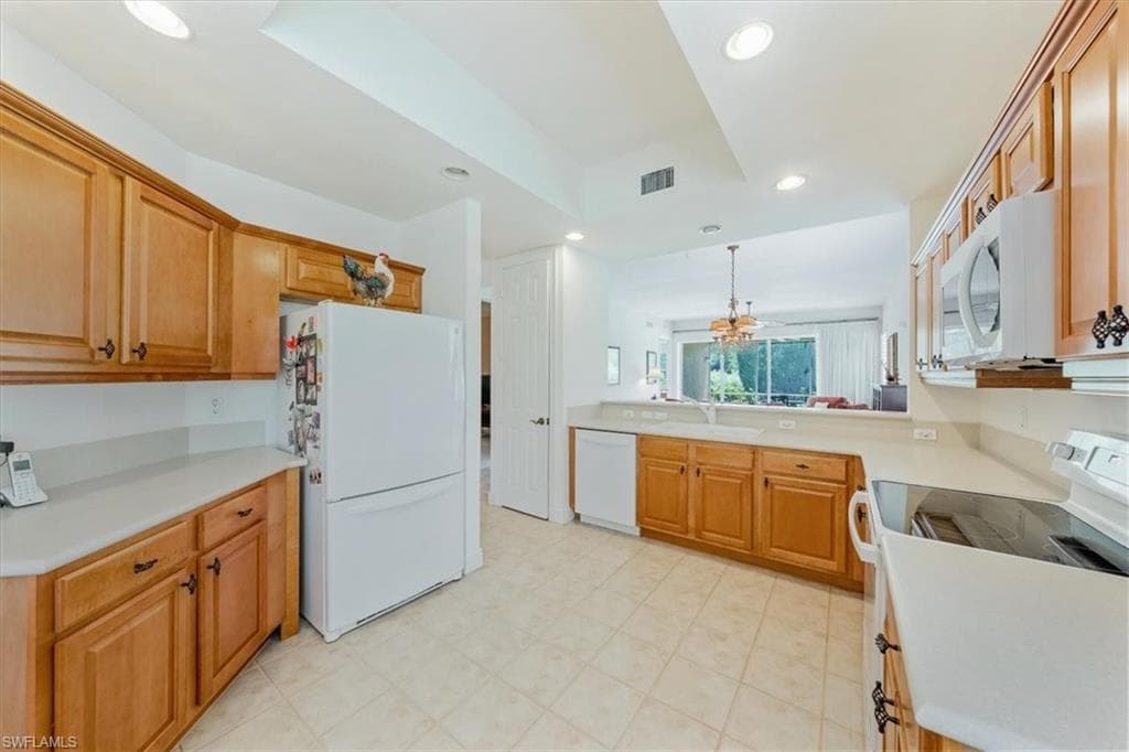 4700 Yacht Harbor Dr 613, Naples, FL 34112-16