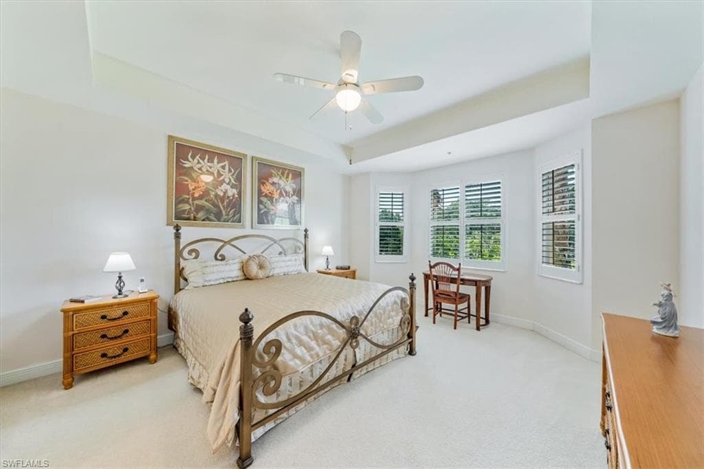 4700 Yacht Harbor Dr 613, Naples, FL 34112-19