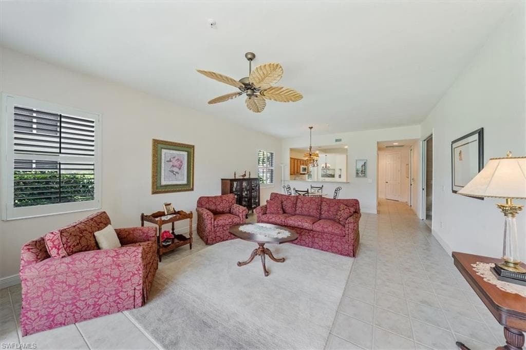 4700 Yacht Harbor Dr 613, Naples, FL 34112-8