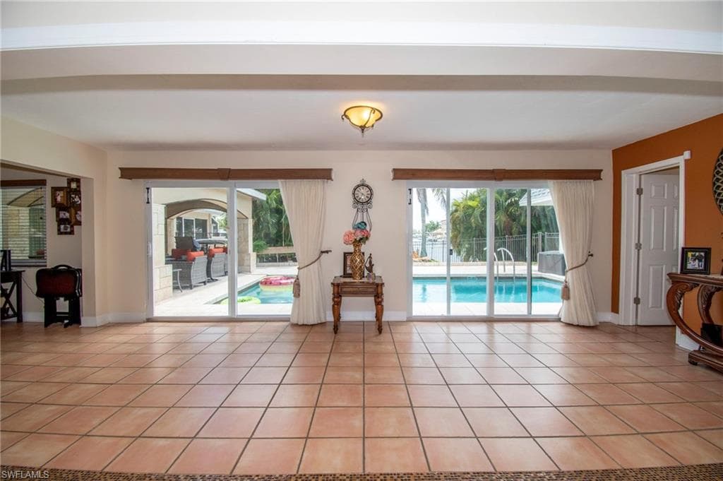 3528 16th Pl, Cape Coral, FL 33904-22