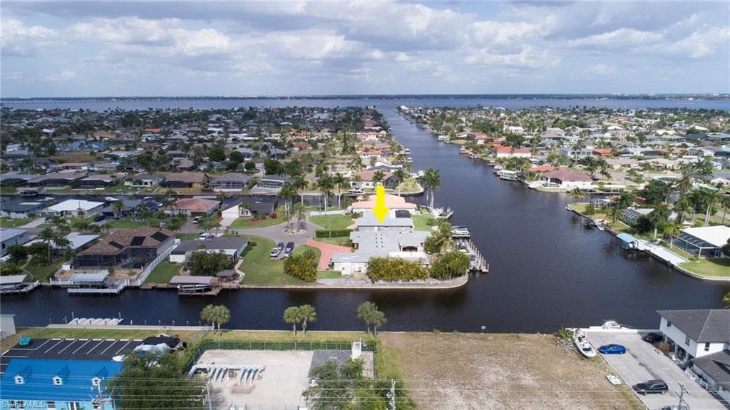 3528 16th Pl, Cape Coral, FL 33904-47