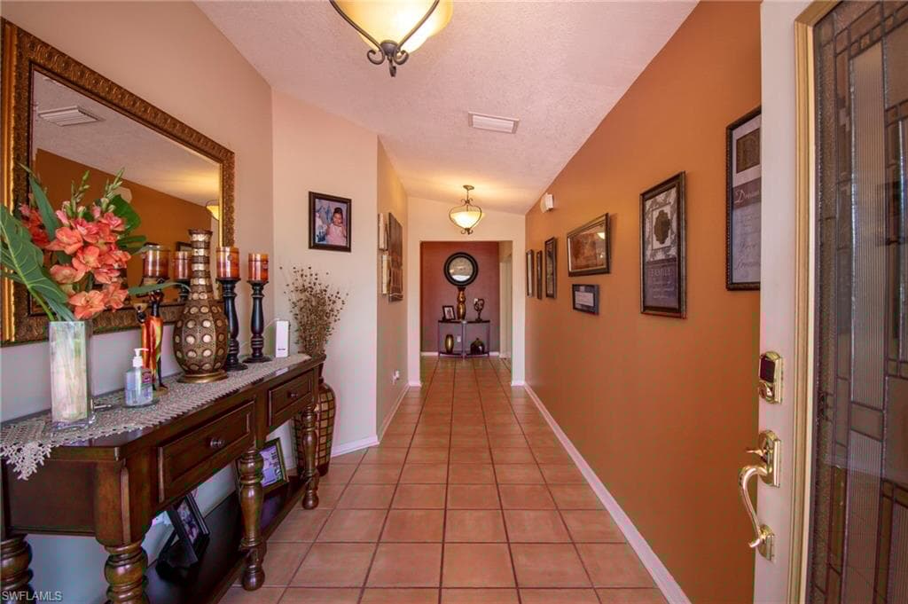 3528 16th Pl, Cape Coral, FL 33904-5
