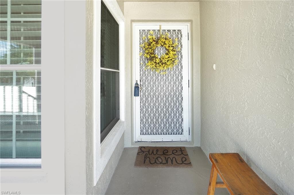 5895 Chanteclair Dr 126, Naples, FL 34108-3