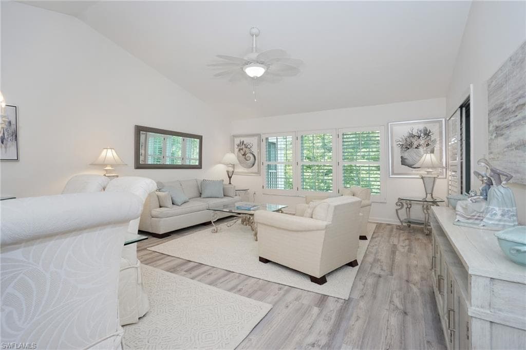5895 Chanteclair Dr 126, Naples, FL 34108-6