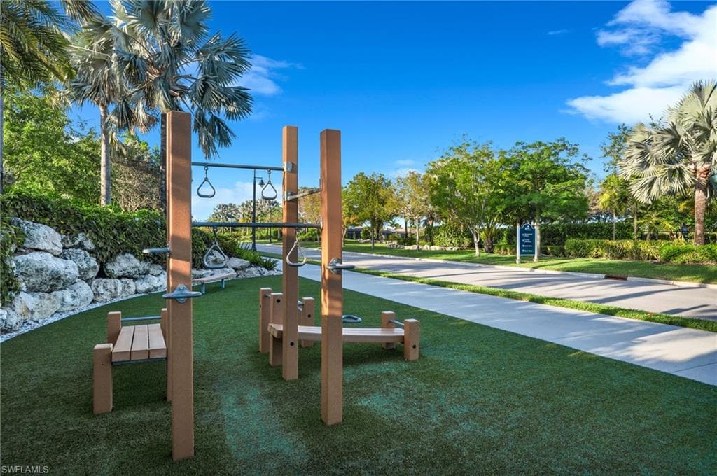 14704 Stillwater Way, Naples, FL 34114-32