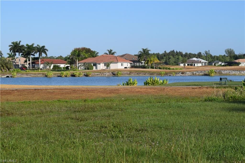 18001 Bluewater Dr, Naples, FL 34114-4