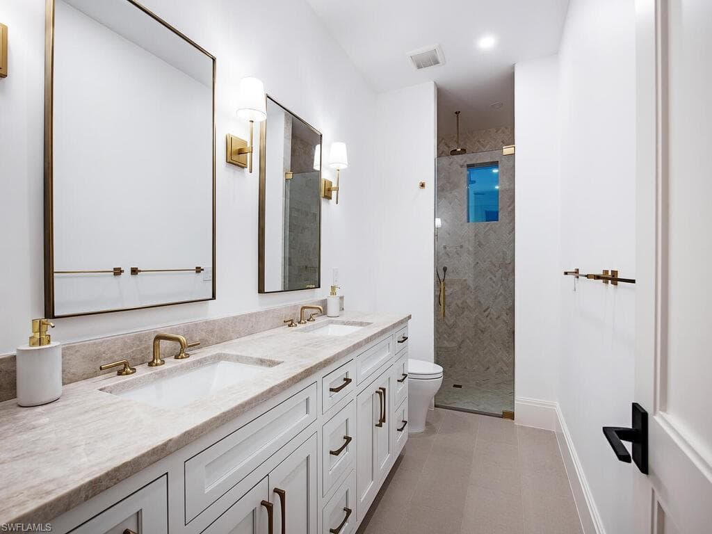 626 Fountainhead Way, Naples, FL 34103-9