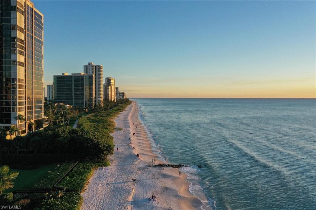 626 Fountainhead Way, Naples, FL 34103-33