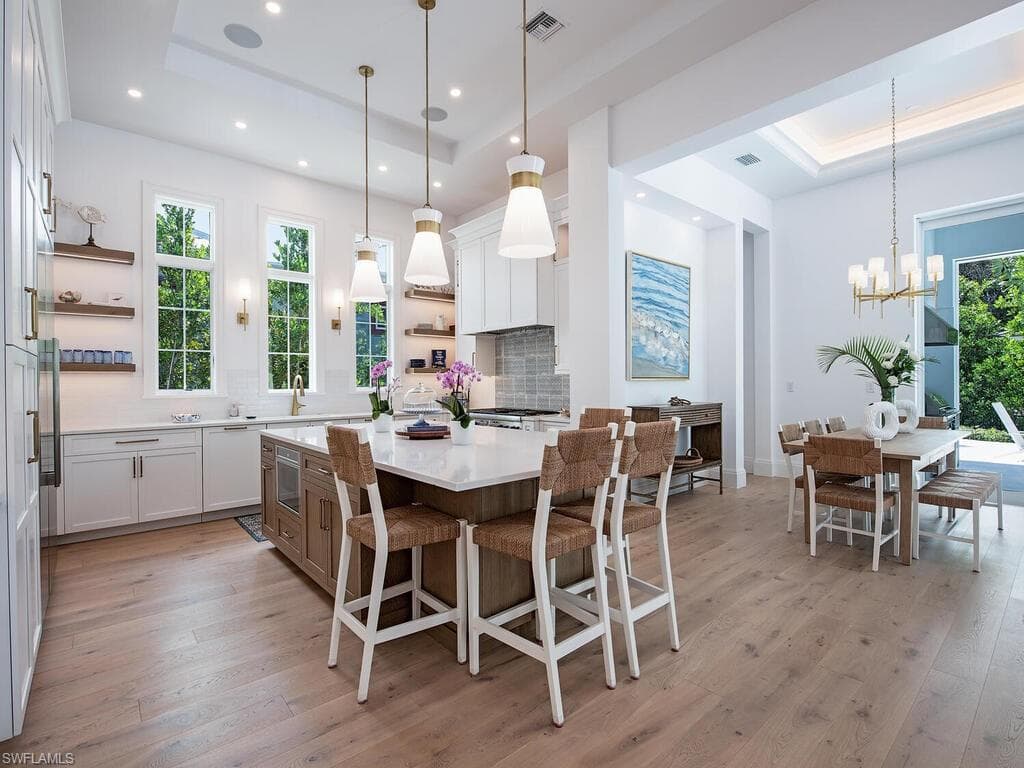 626 Fountainhead Way, Naples, FL 34103-7
