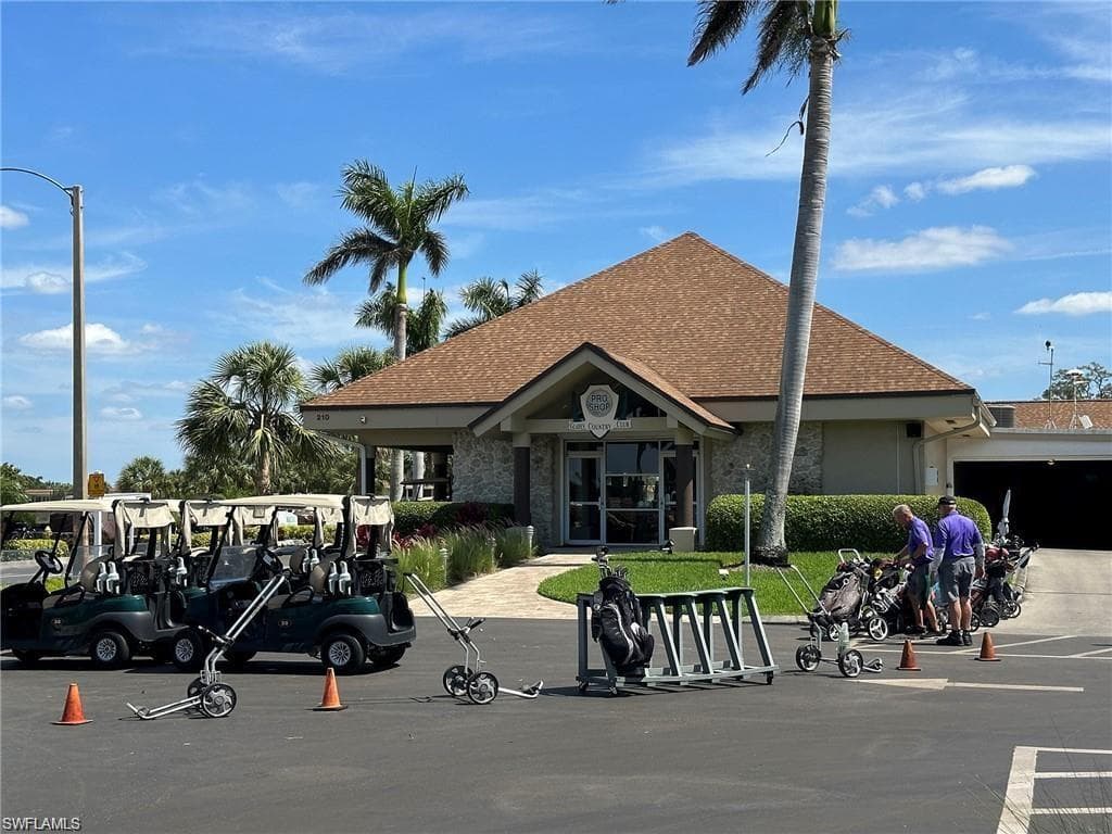 256 Palm Dr 50-1, Naples, FL 34112-4
