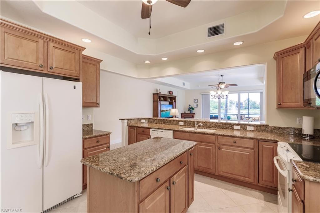 7832 Hawthorne Dr 1902, Naples, FL 34113-11