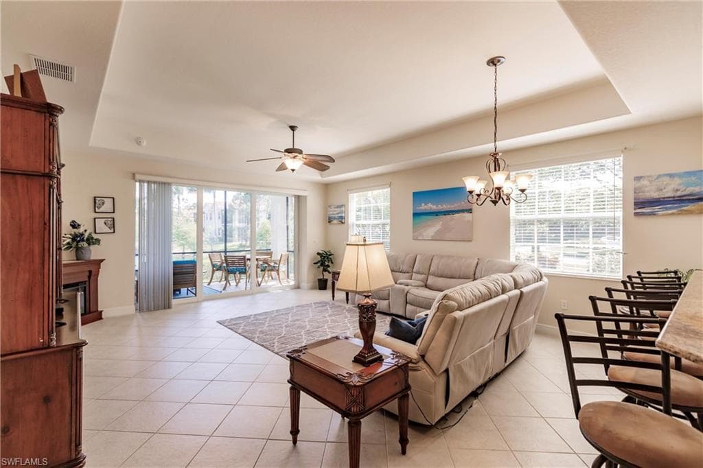 7832 Hawthorne Dr 1902, Naples, FL 34113-2