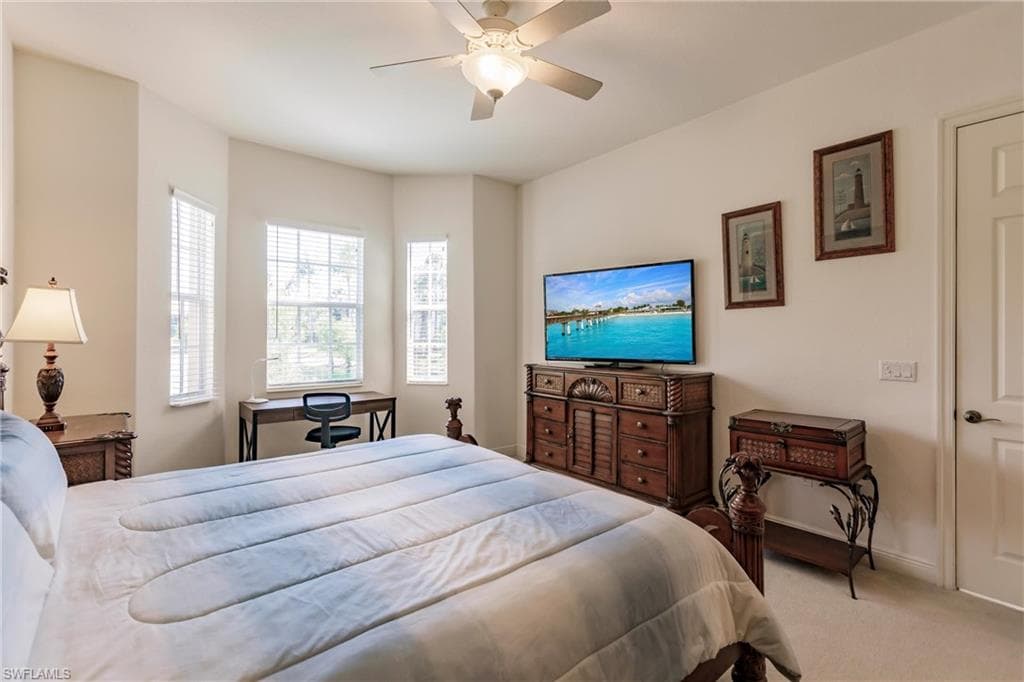 7832 Hawthorne Dr 1902, Naples, FL 34113-32