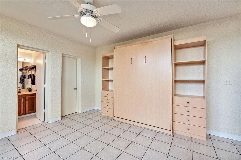 807 River Point Dr 105d, Naples, FL 34102-17