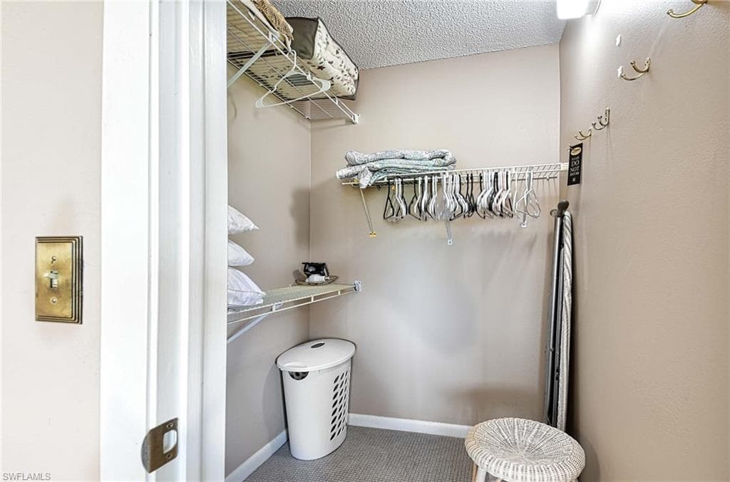 1 High Point Cir W 303, Naples, FL 34103-14