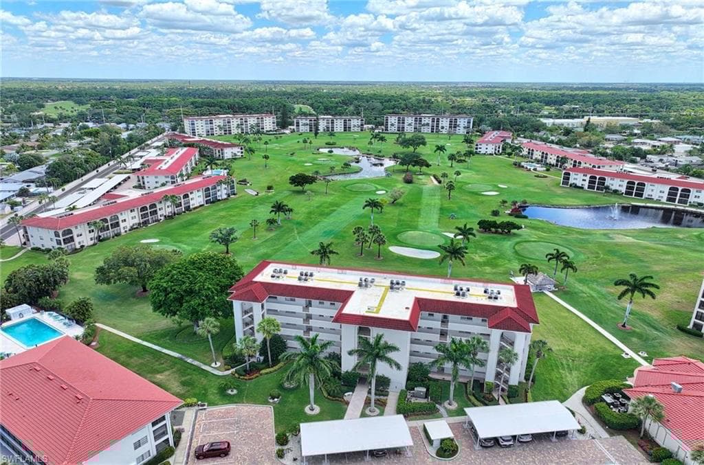 1 High Point Cir W 303, Naples, FL 34103-21