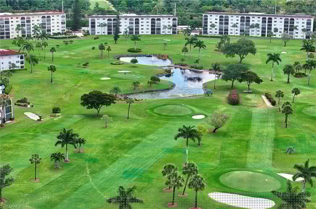 1 High Point Cir W 303, Naples, FL 34103-26