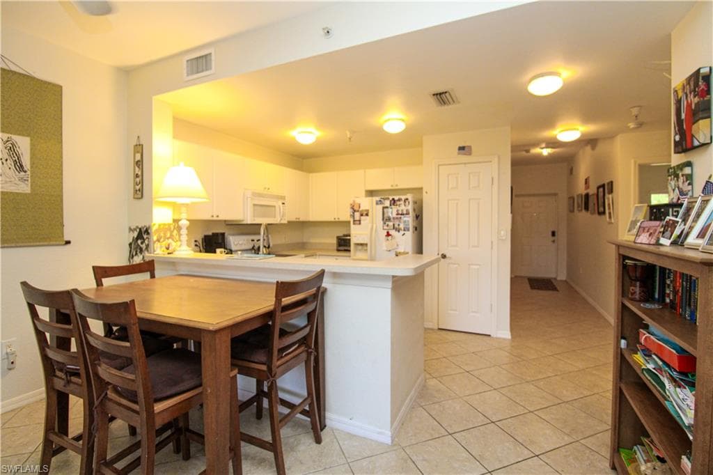 4500 Botanical Place Cir 106, Naples, FL 34112-12