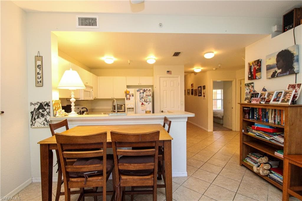 4500 Botanical Place Cir 106, Naples, FL 34112-18