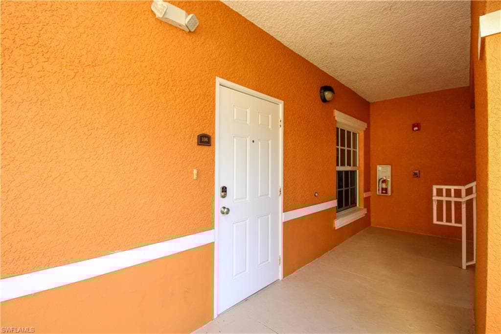 4500 Botanical Place Cir 106, Naples, FL 34112-29
