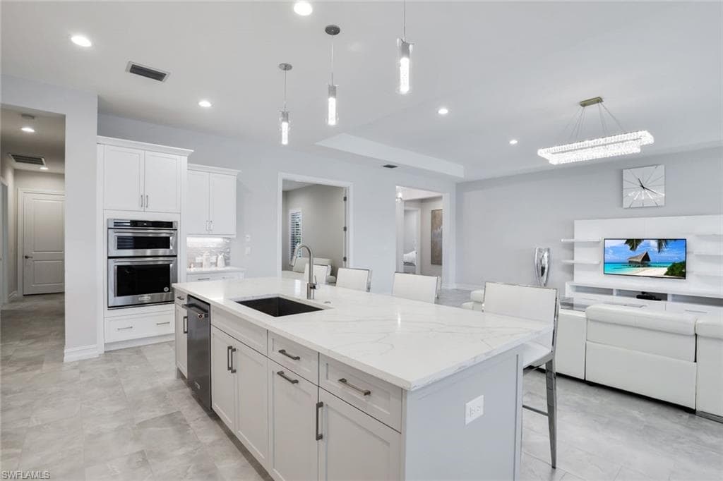 14327 Laguna Springs Ln, Naples, FL 34114-4