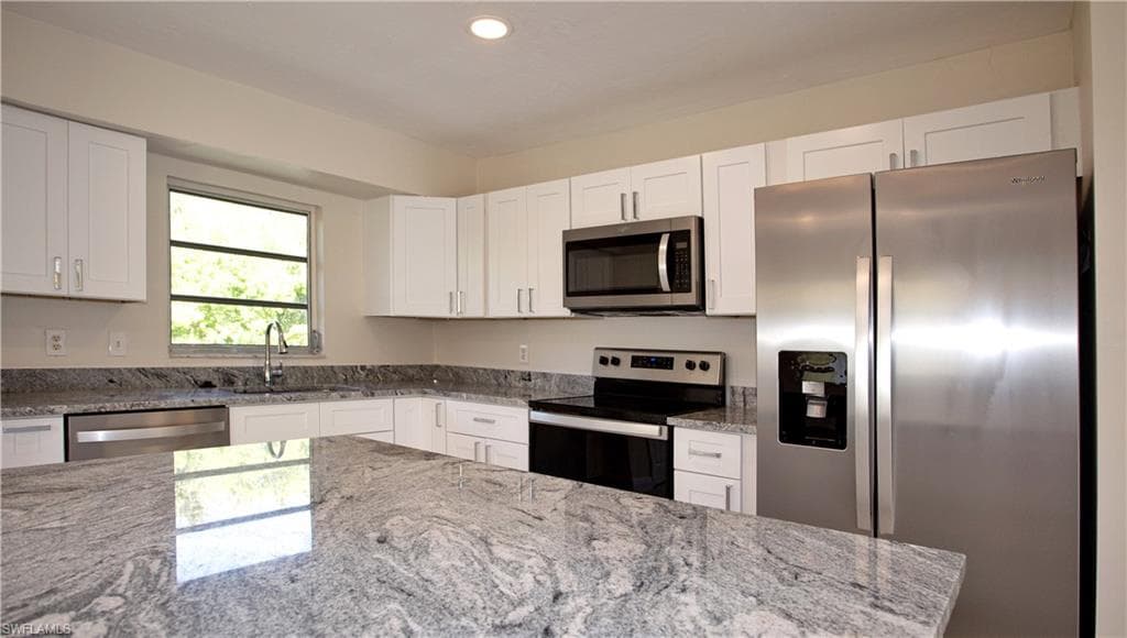 1201 Solana Rd 9, Naples, FL 34103-9