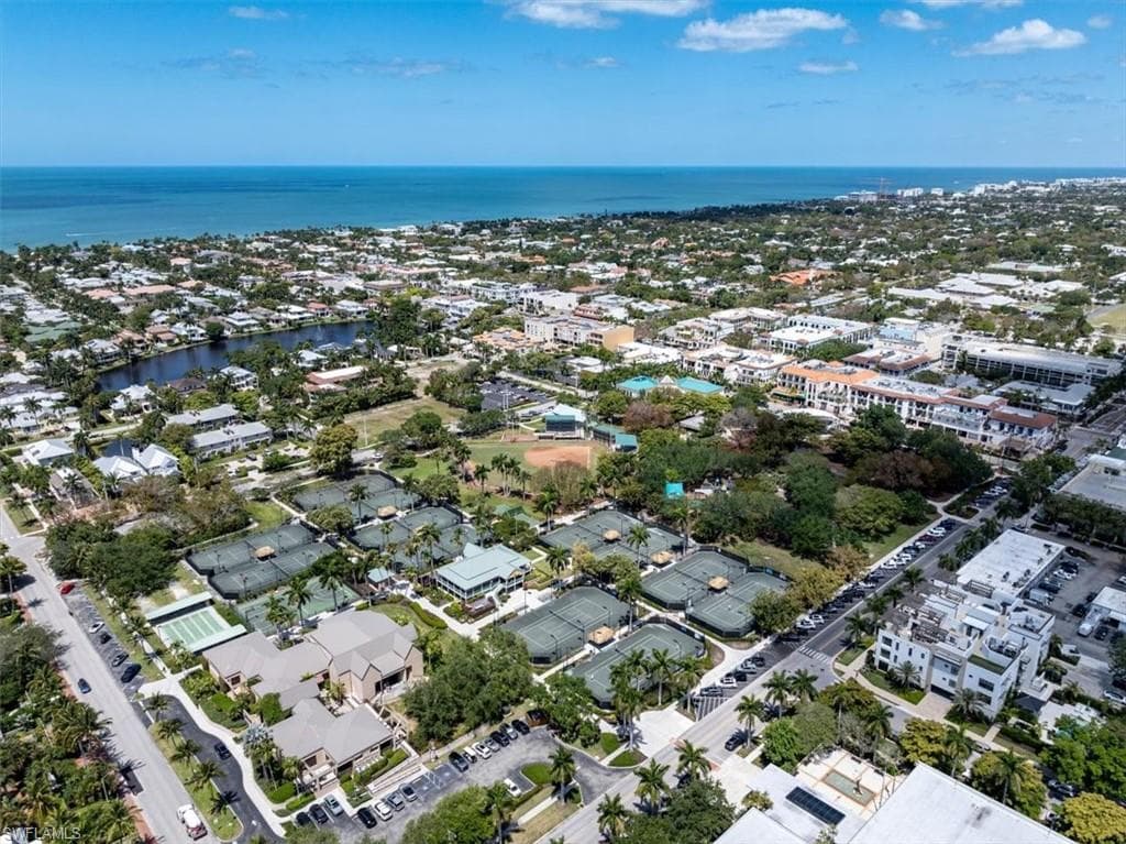 780 5th Ave S 305, Naples, FL 34102-30