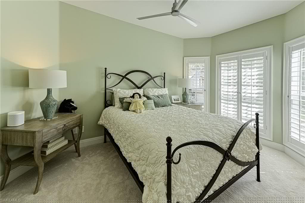 143 Barefoot Cir 5, Bonita Springs, FL 34134-15
