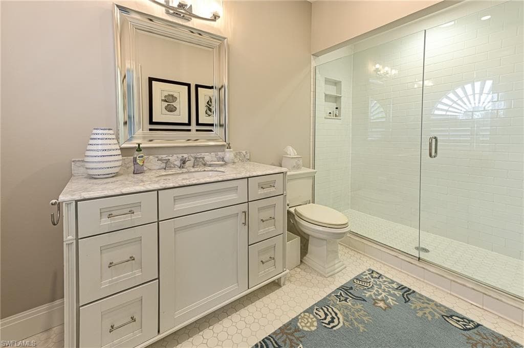 143 Barefoot Cir 5, Bonita Springs, FL 34134-22