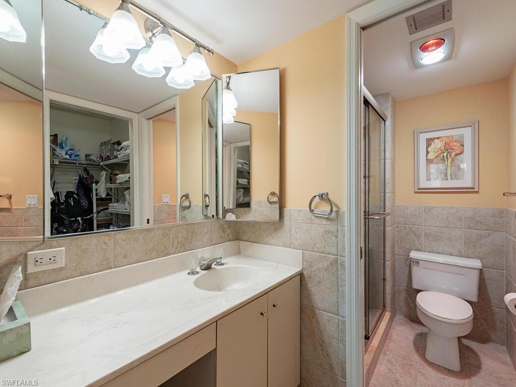 1636 Spoonbill Ln B, Naples, FL 34105-10