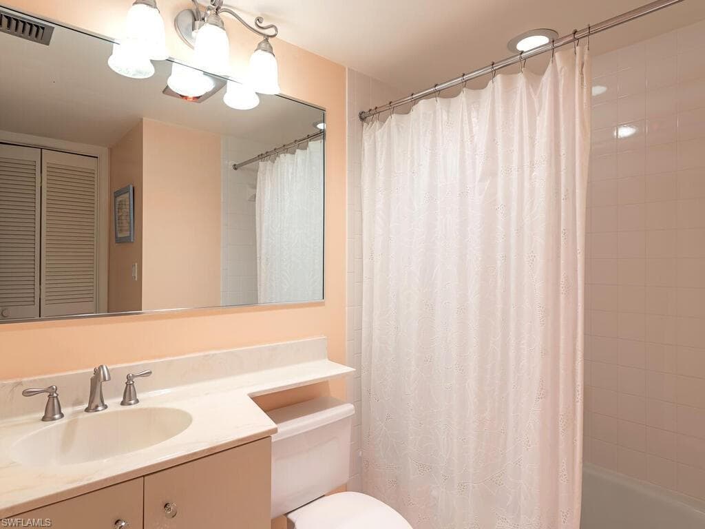 1636 Spoonbill Ln B, Naples, FL 34105-12